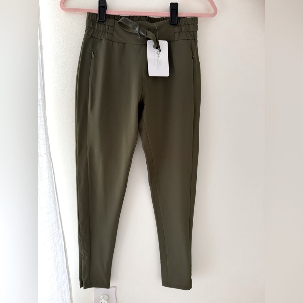 NWT Jo & Jax Lightspeed Pants - YL